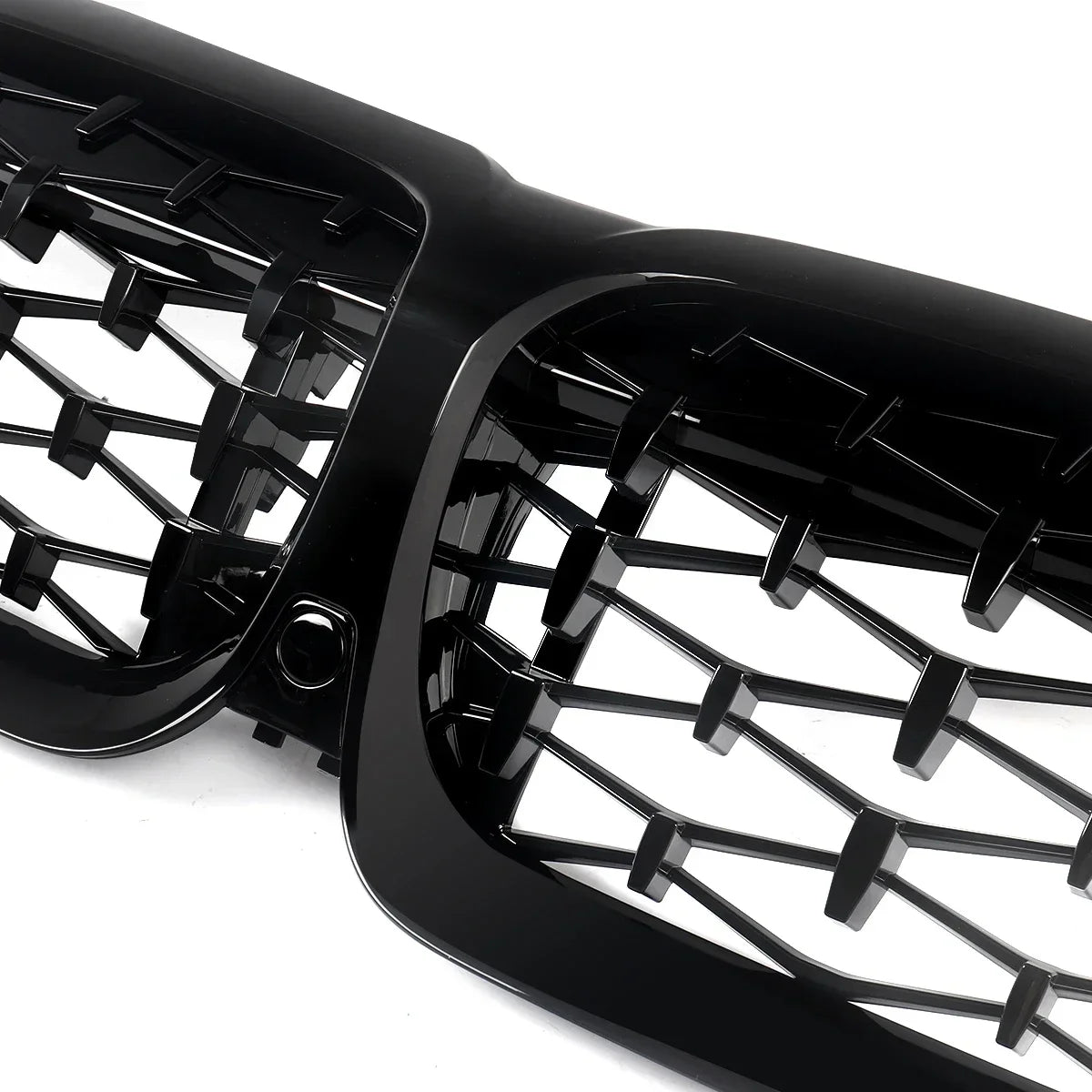 Gloss Black Diamond Style Front Kidney Grille – BMW 3 Series G20 G21 (2018–2021)