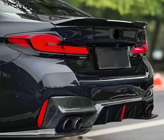 Carbon Fiber 3D Style Rear Lip Diffuser with Lights - BMW 5 Series M5 F90 G30 G38