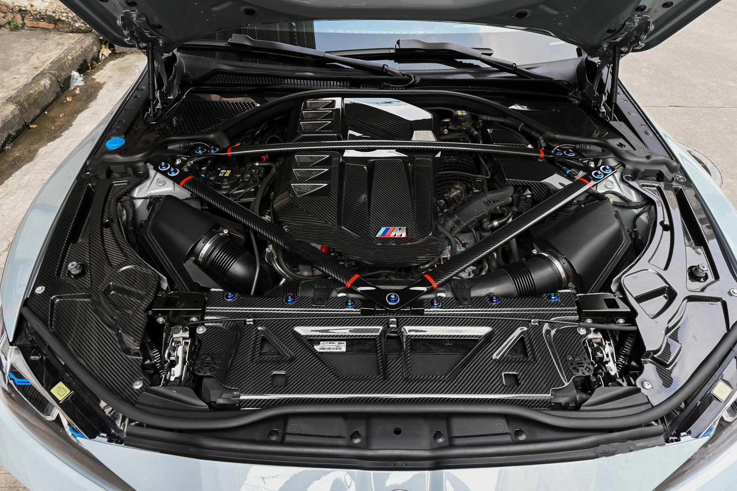 Carbon Fiber Engine Trim Cover – BMW M3 G80, M4 G82 G83 (2021-2024)